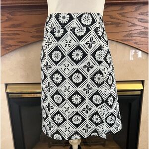 RipSkirt Hawaii Black White Lightweight Geometric‎ Wrap Skirt Size Large NWOT
